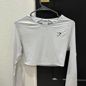 White gymshark crop top long sleeve